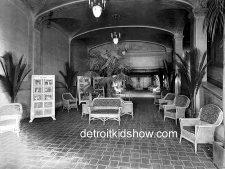 Deluxe Theatre - From Ed Golick (newer photo)